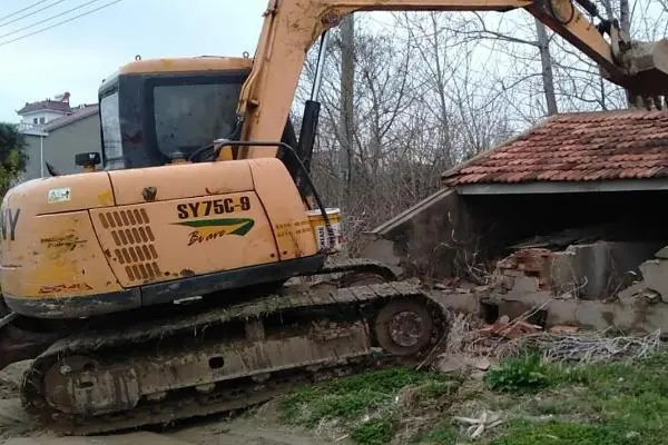 农村房子被拆了赔偿标准是多少  道路扩建占地征收集体土地怎么赔偿标准